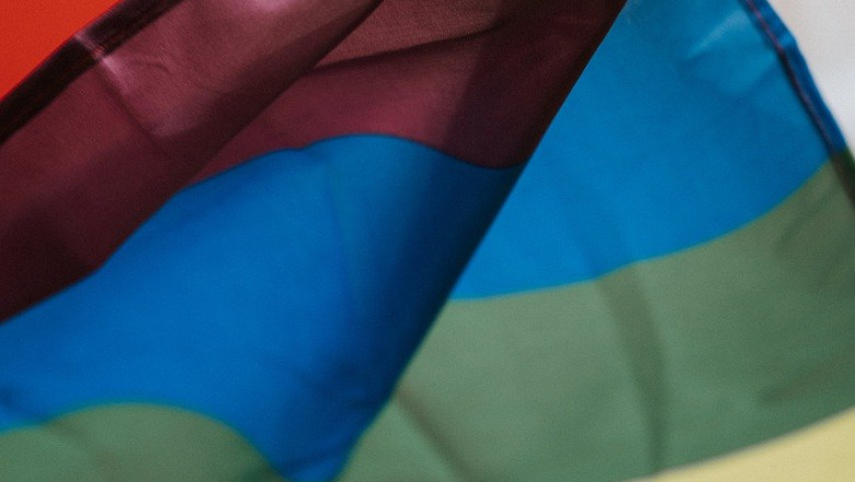 Ei mingit ärkamist: Saksa vanemad esitasid kohtusse hagi LGBT-lippude eemaldamiseks koolist