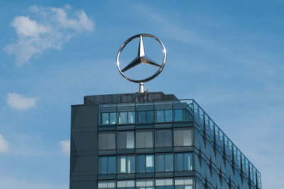 Mercedese U-pööre: hübriid elektri asemel