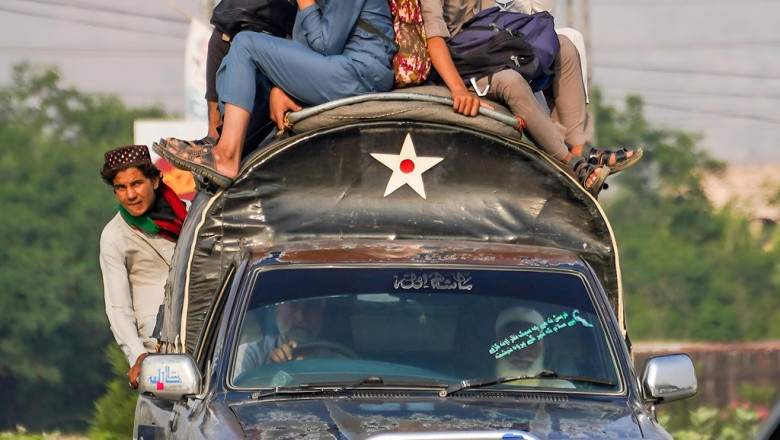 61-aastane Dublinis elav migrant, kes kasutas võltsitud Afganistani passi, et saada sotsiaaltoetuseks 43 000 eurot, pääseb vabaks