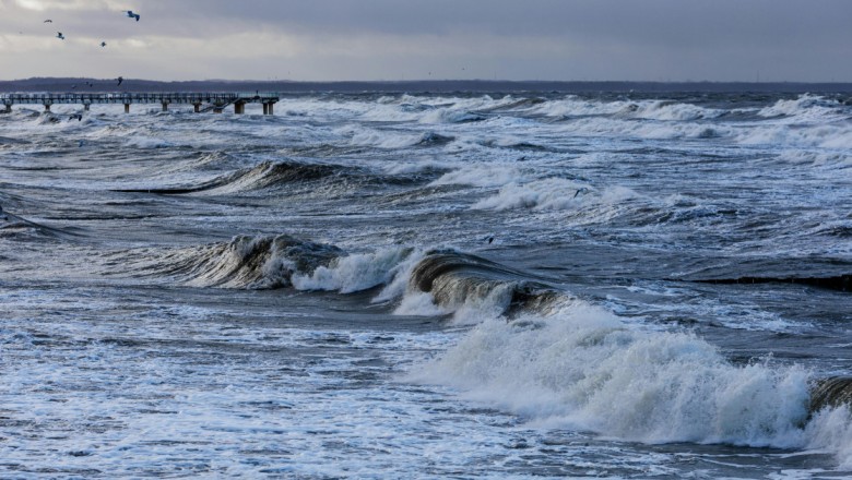 Sideühendused on tagatud vaatamata sellele, et hetkel on rikked viies merekaablis
