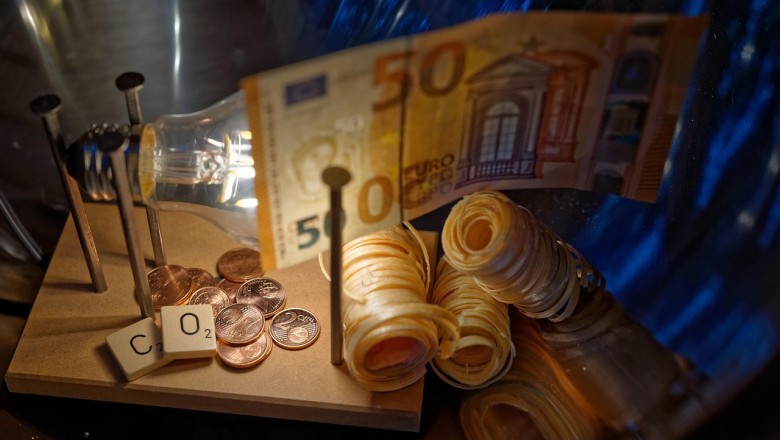 Süsinikutariif: Brüssel laseb Hiinaga kaubandusvaidluses endale jalga