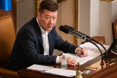 Kes maksab ja kui kaua? Ukraina abi lõhestab Tšehhi poliitikat