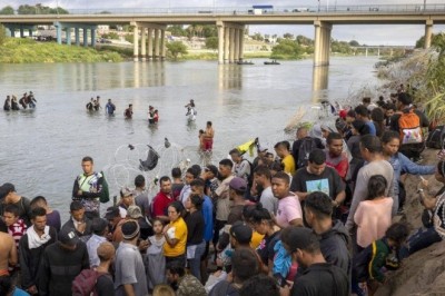 7 trikki ja 3 nippi: Sotsiaalmeedia õpetus, mis näitab migrantidele, kuidas Suurbritanniasse ebaseaduslikult siseneda