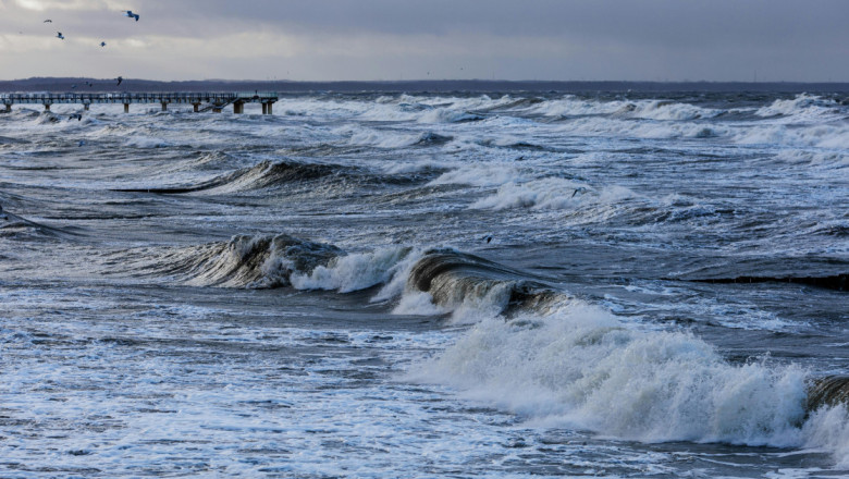 Sideühendused on tagatud vaatamata sellele, et hetkel on rikked viies merekaablis