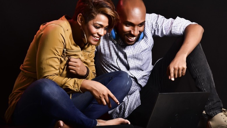 Kristjan Pihl ja Pealtnägija alustasid uut hooaega väga uhkelt, mis tõestab, et uuriv ajakirjandus on siiski veel elus. Braavo!