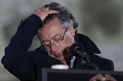 Trump kutsub Petro Valgesse Majja